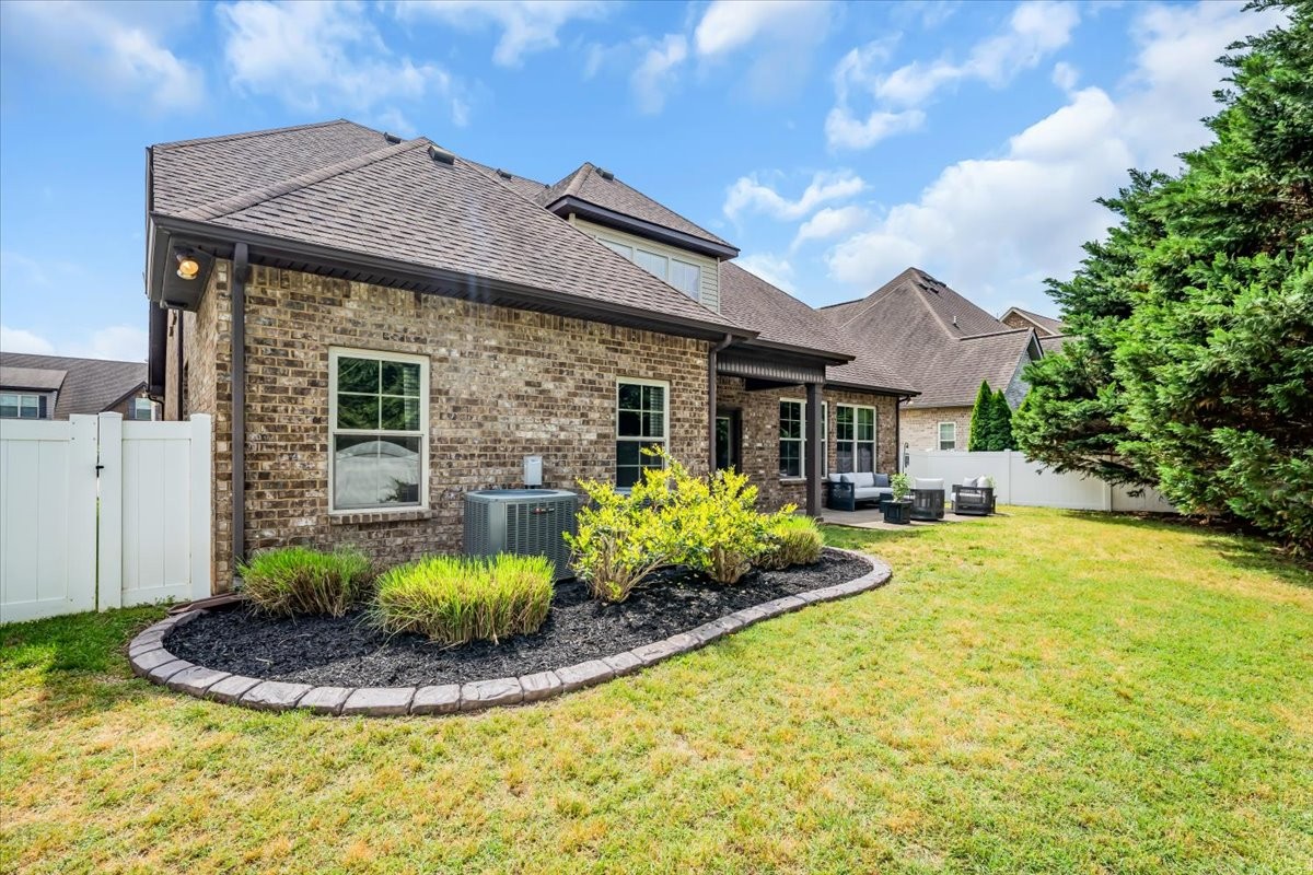 1245 Hensfield Drive Murfreesboro TN 37128