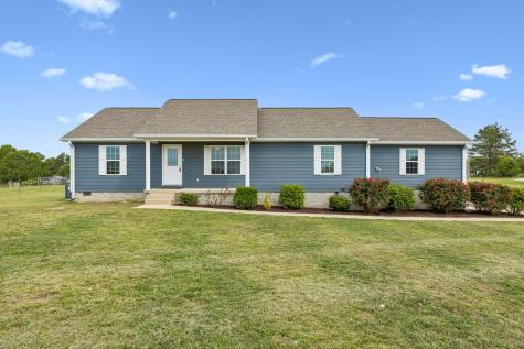 204 Brace Road Summertown TN 38483
