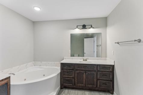 204 Brace Road Summertown TN 38483