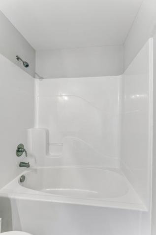 204 Brace Road Summertown TN 38483