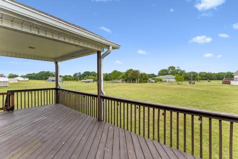 204 Brace Road Summertown TN 38483