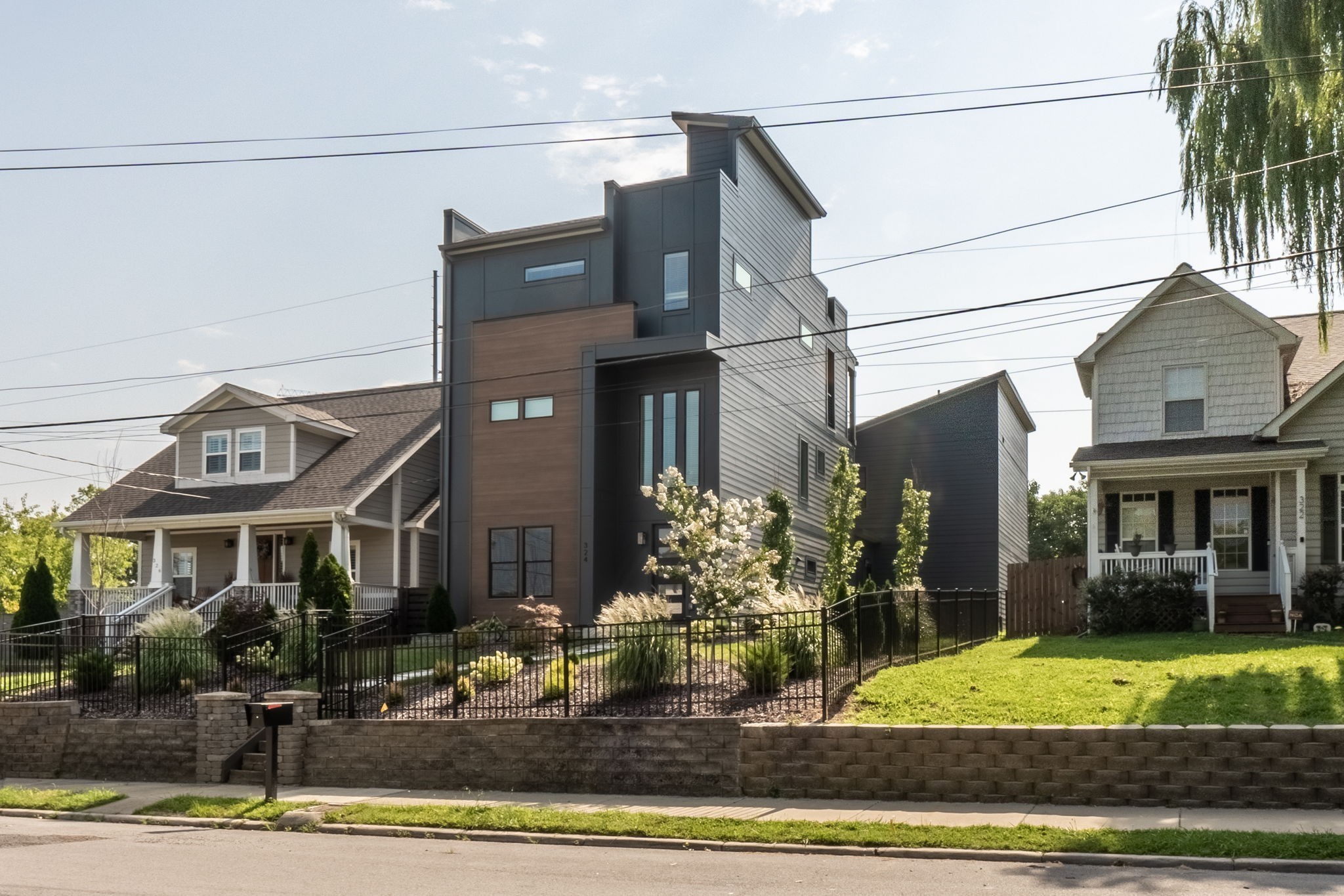 324 33rd Ave, N Nashville TN 37209