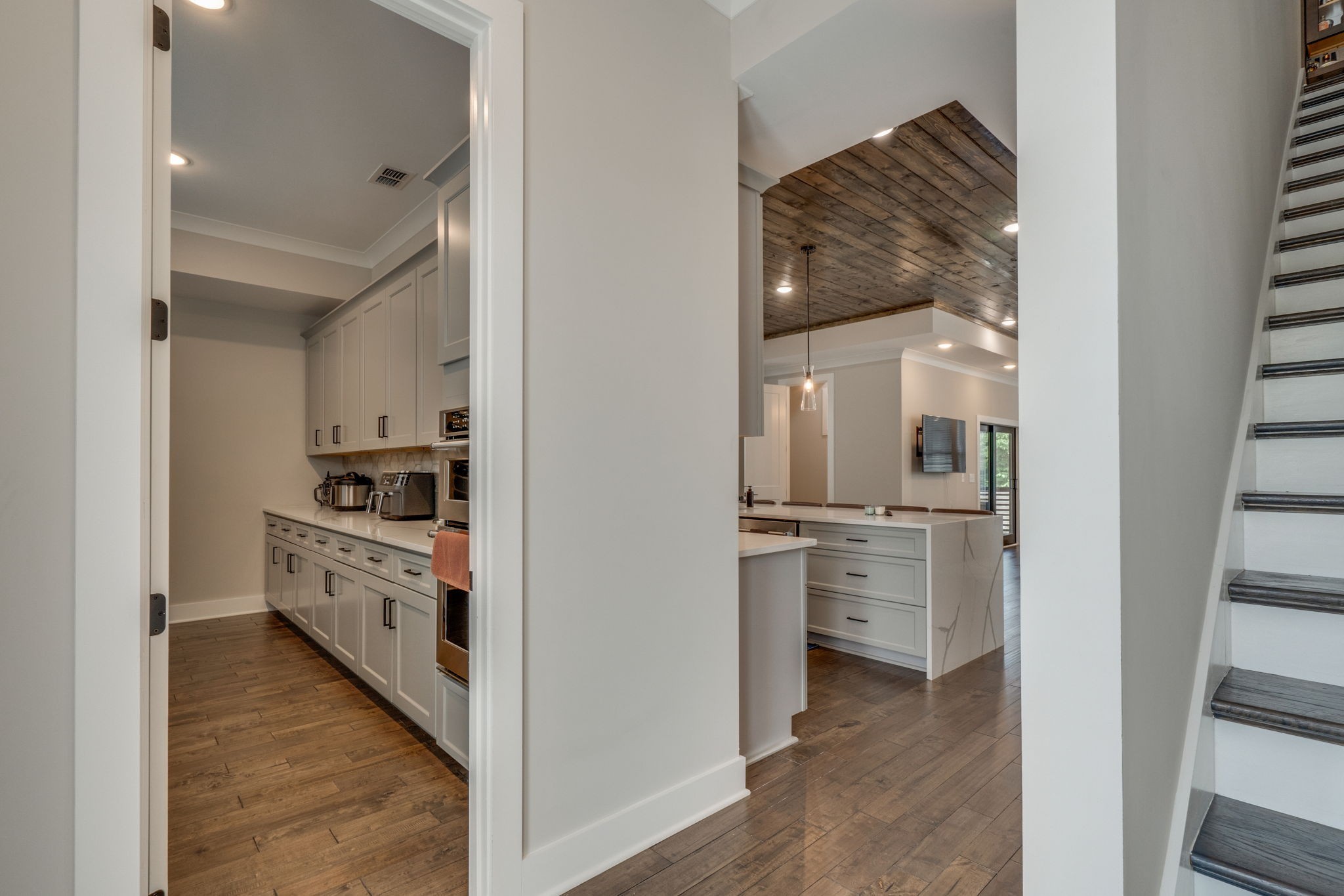 324 33rd Ave, N Nashville TN 37209