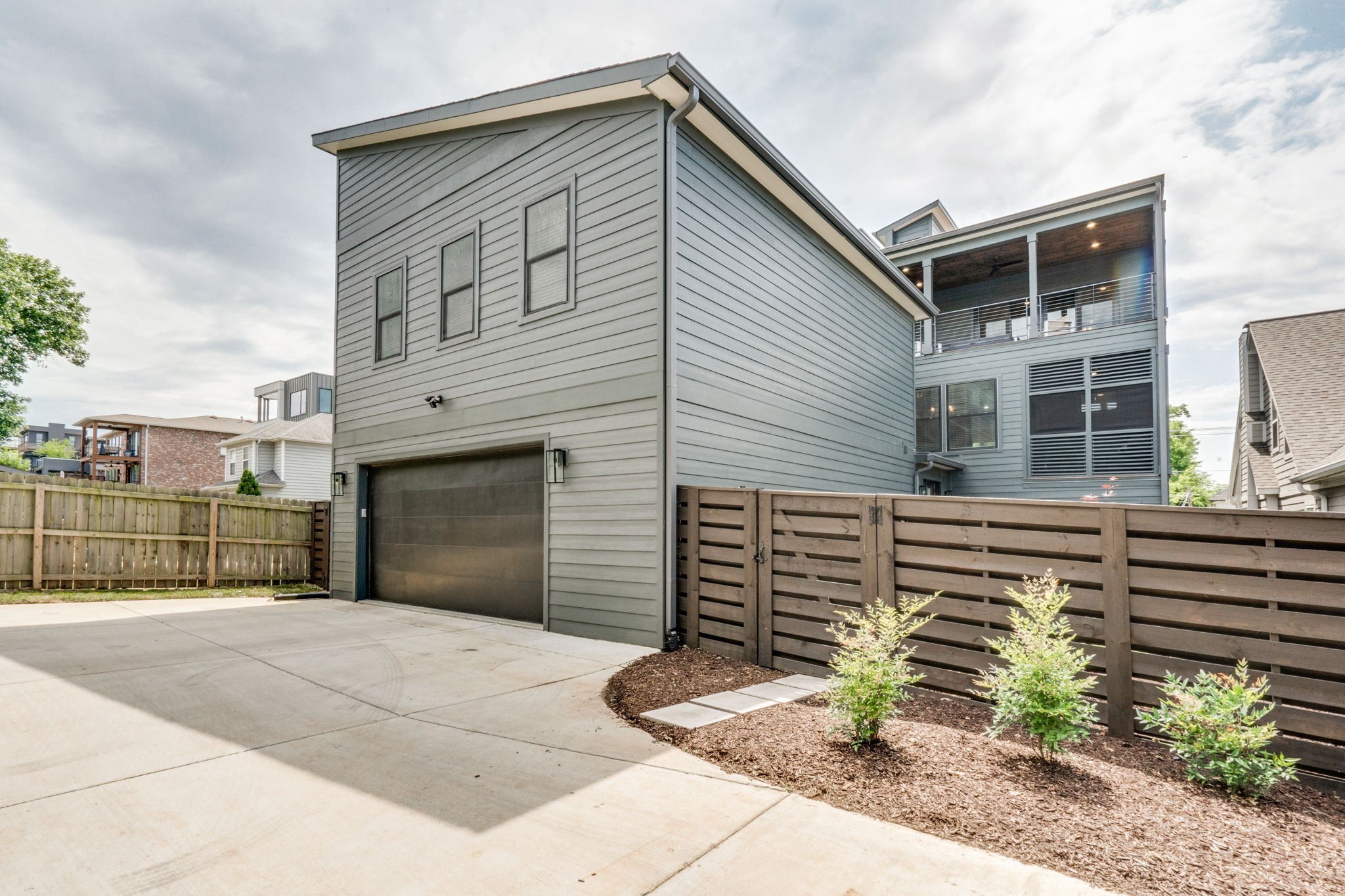324 33rd Ave, N Nashville TN 37209