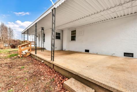 3436 Highway 48 Cunningham TN 37052