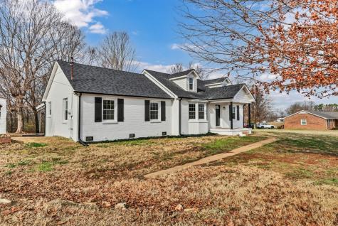 3436 Highway 48 Cunningham TN 37052