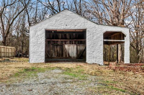 3436 Highway 48 Cunningham TN 37052