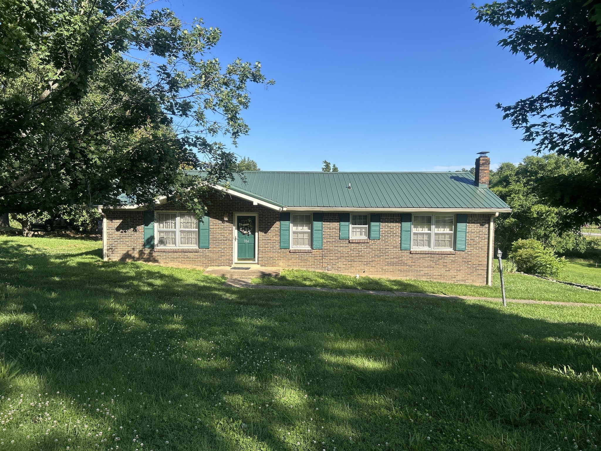 904 Cheairs Circle Columbia TN 38401