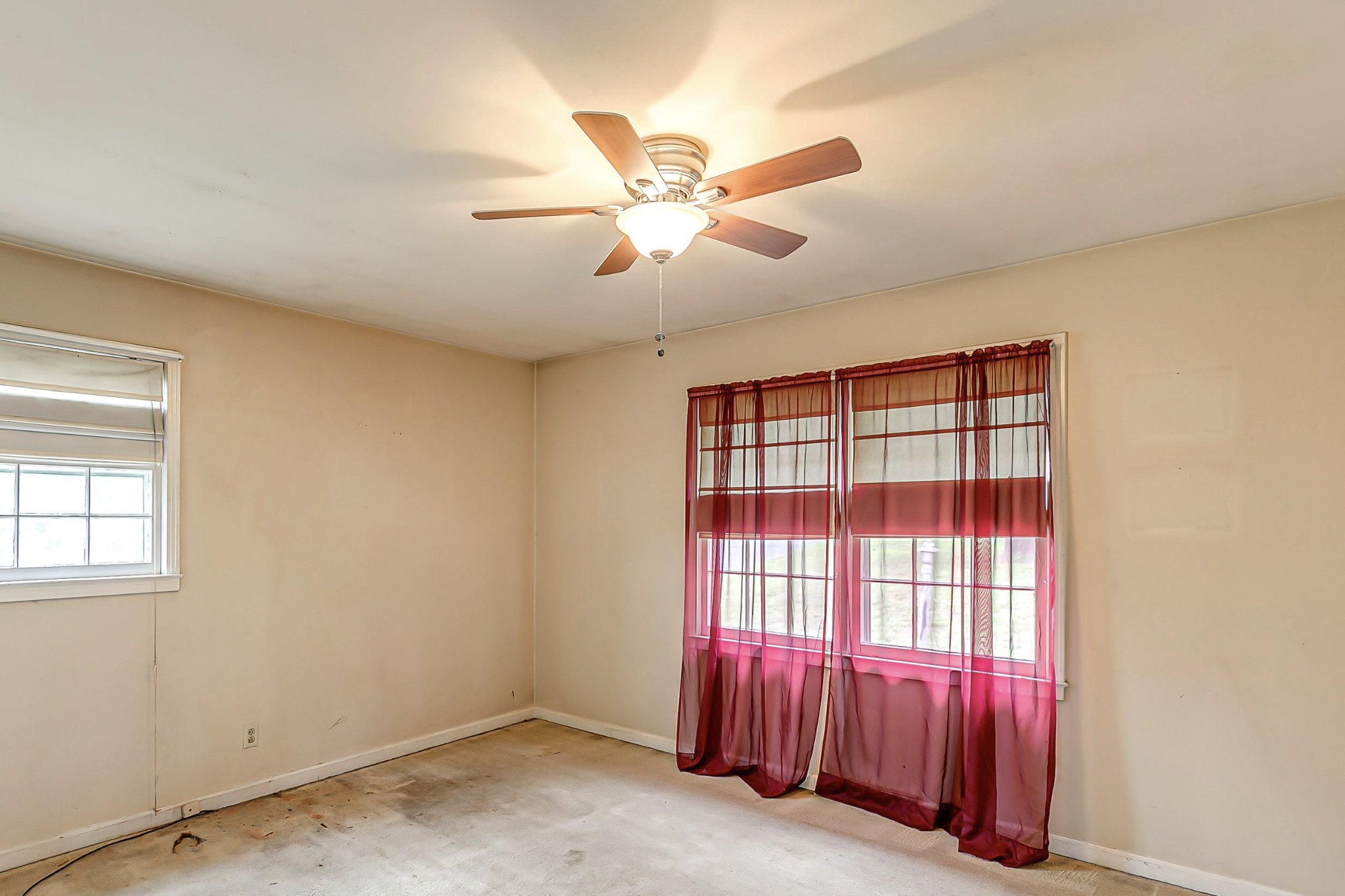 904 Cheairs Circle Columbia TN 38401