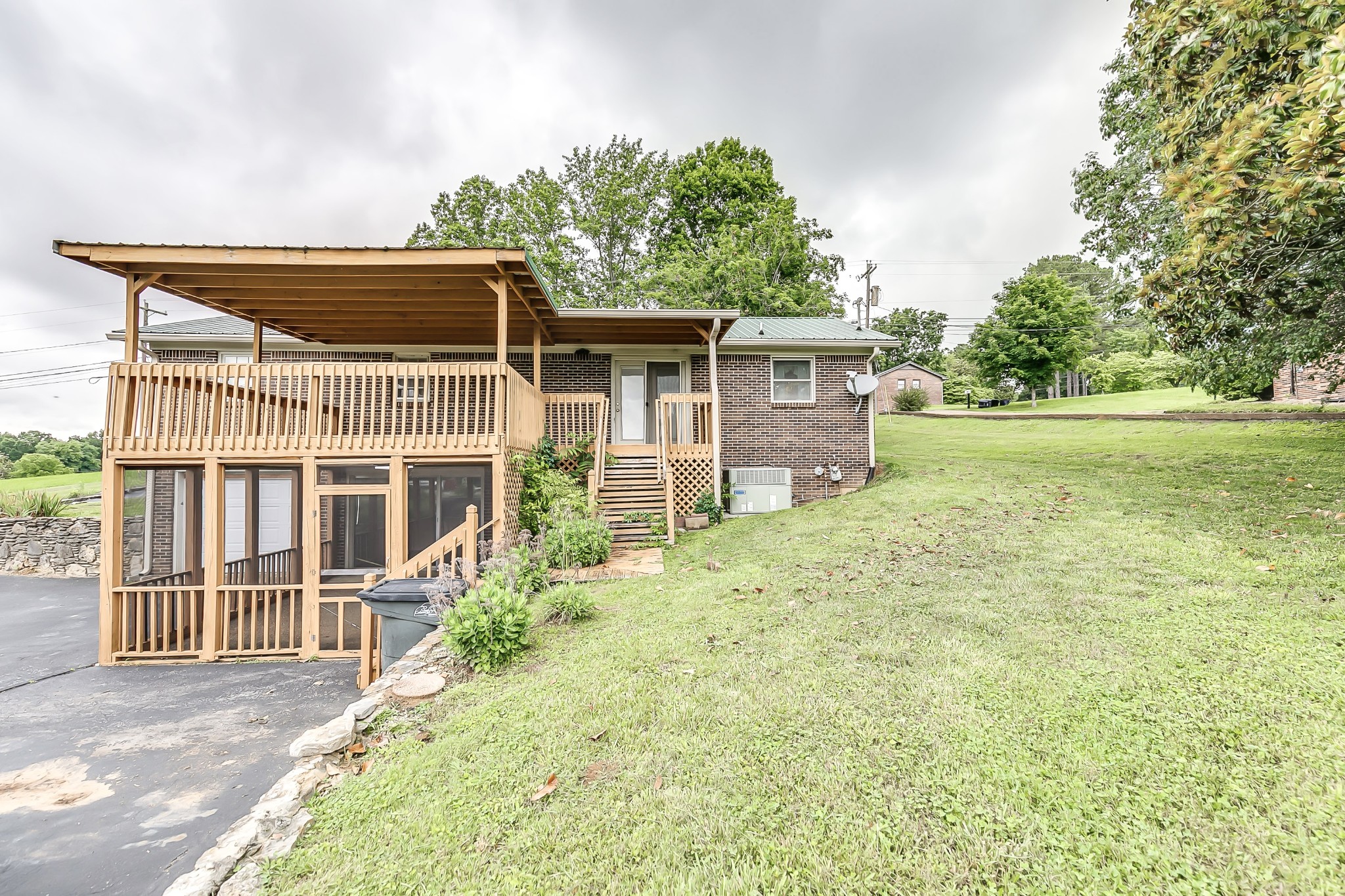 904 Cheairs Circle Columbia TN 38401
