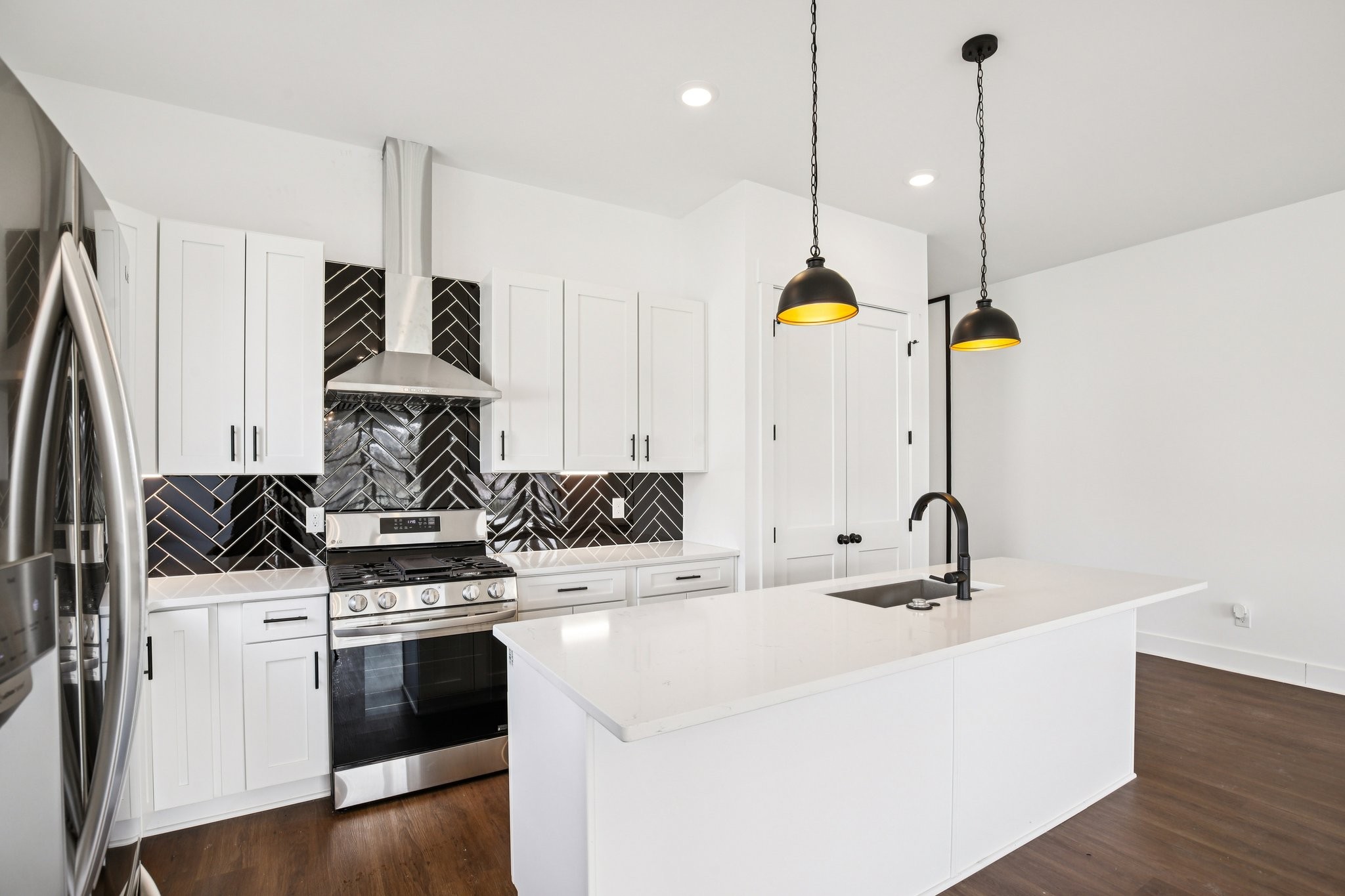 2213 18th Ave, N Nashville TN 37208