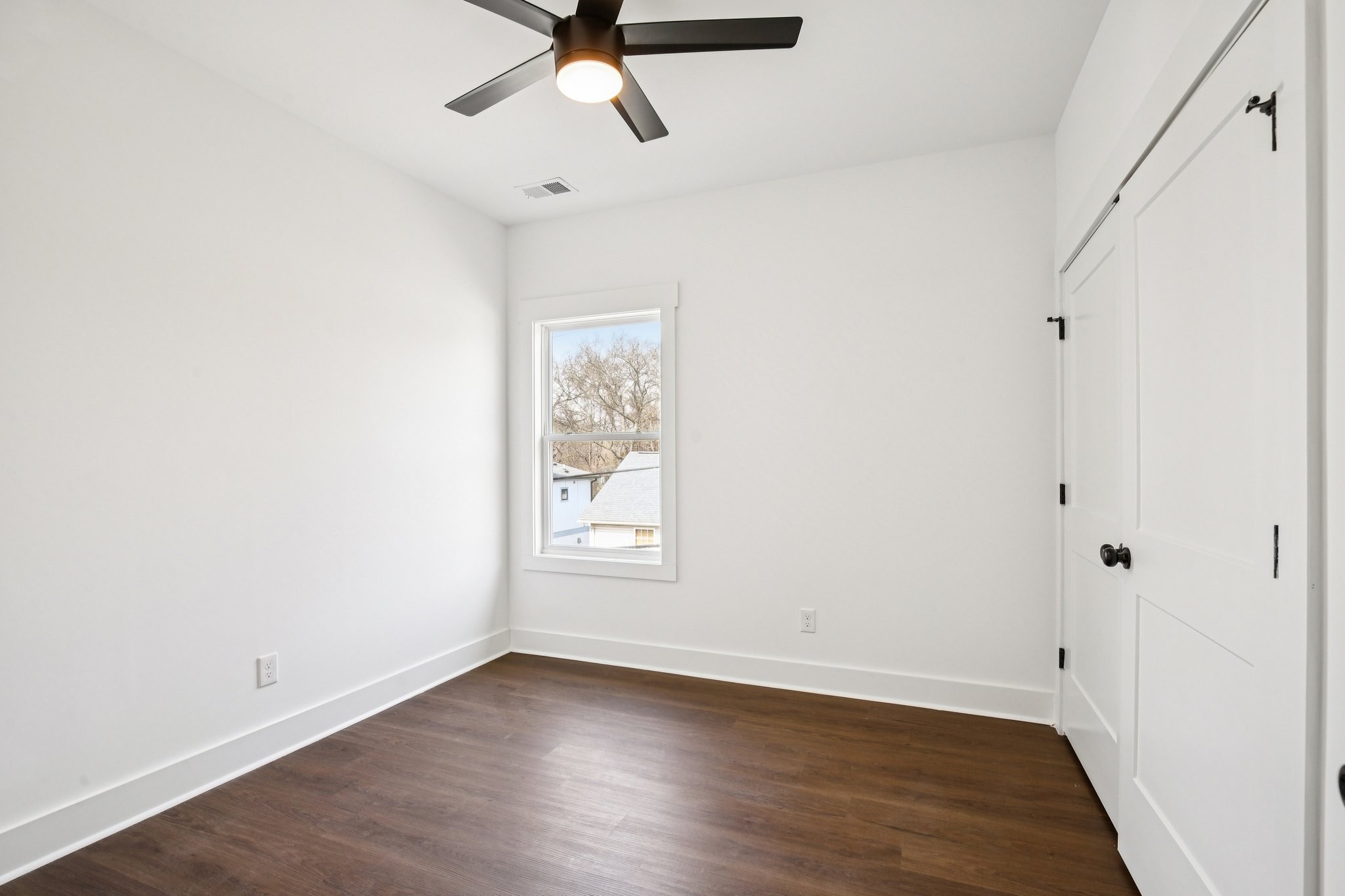 2213 18th Ave, N Nashville TN 37208