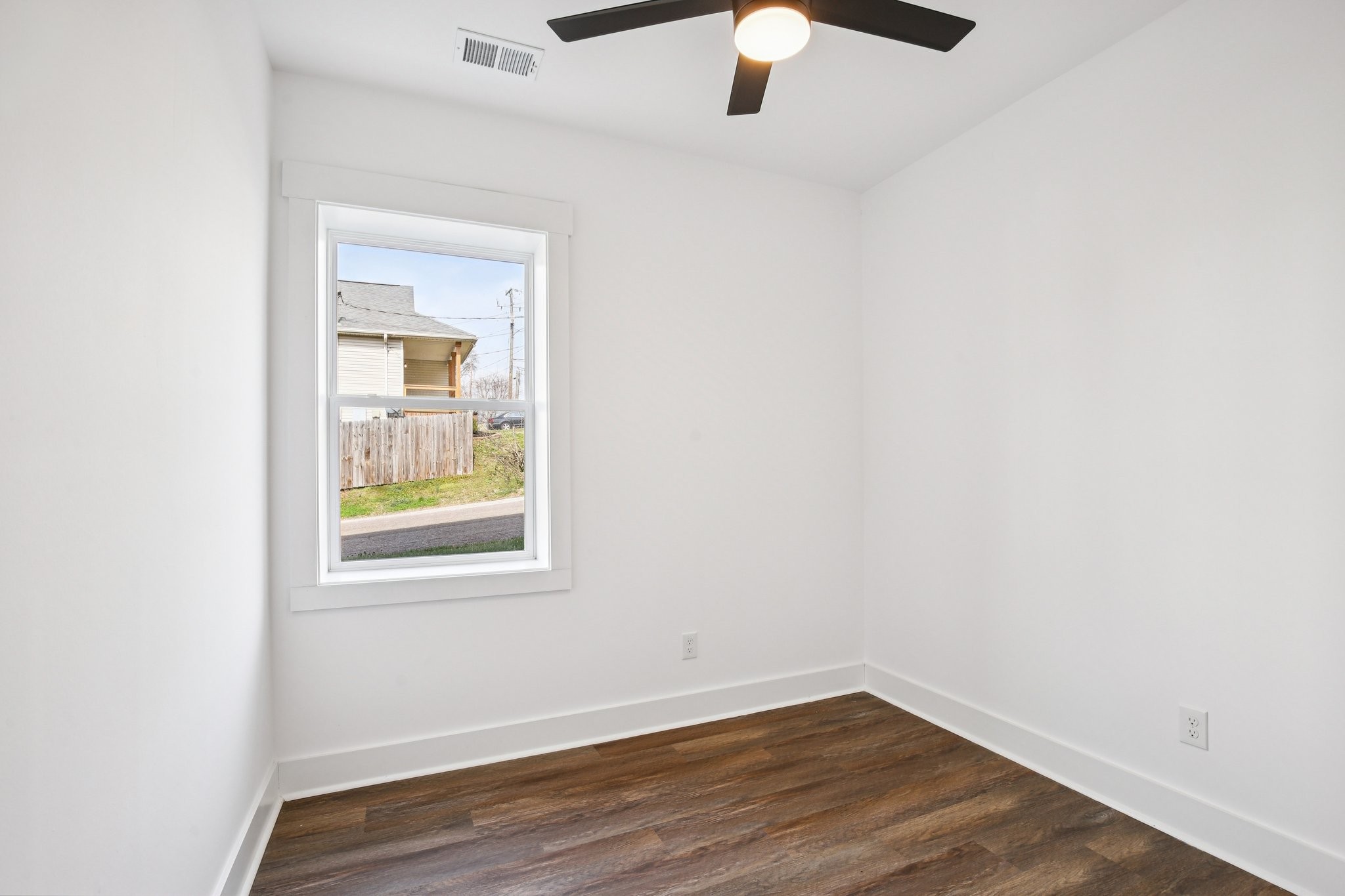 2213 18th Ave, N Nashville TN 37208