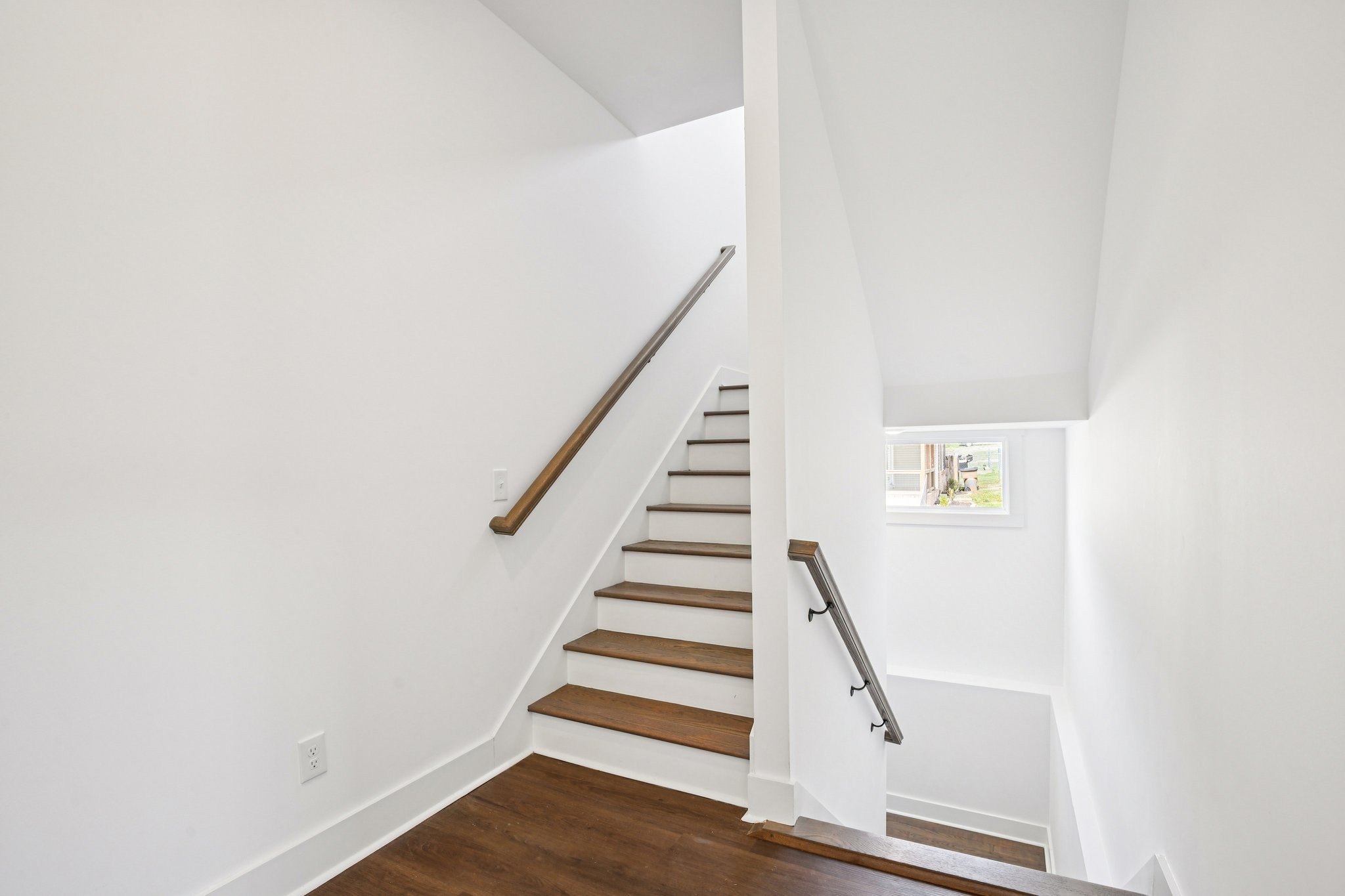 2213 18th Ave, N Nashville TN 37208