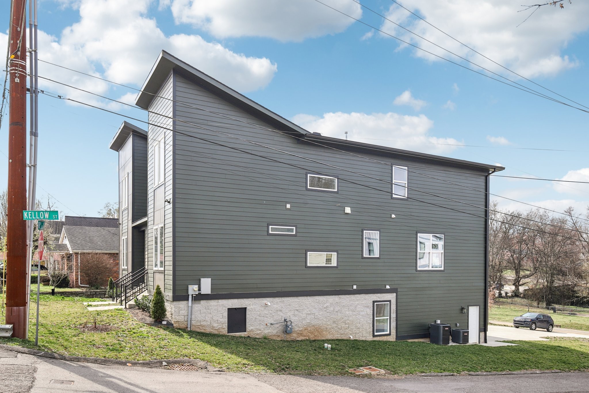 2213 18th Ave, N Nashville TN 37208