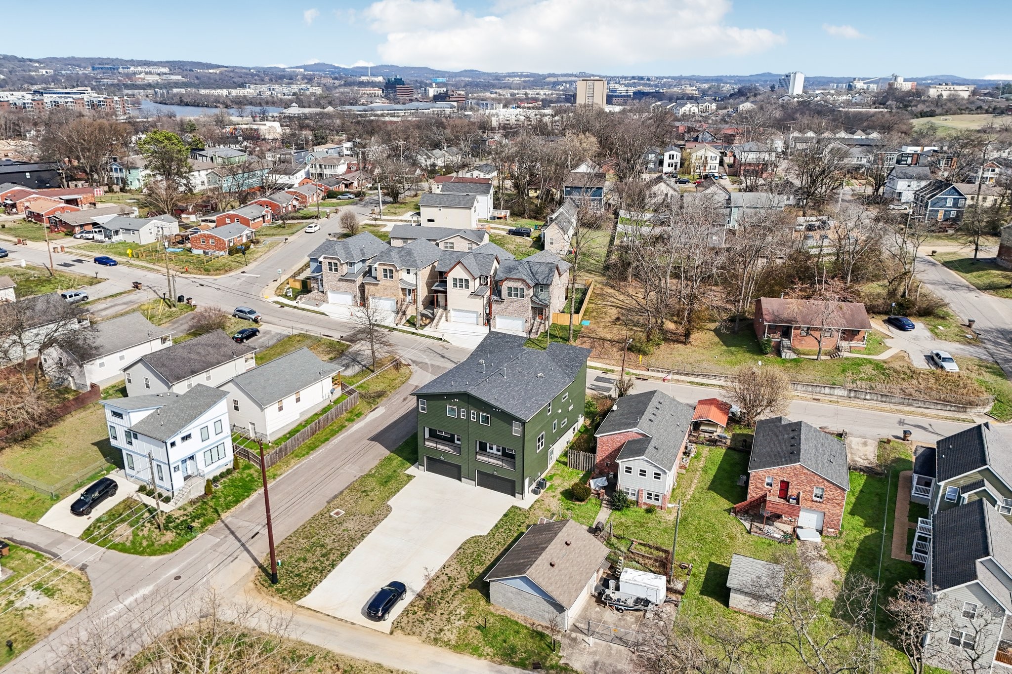 2213 18th Ave, N Nashville TN 37208