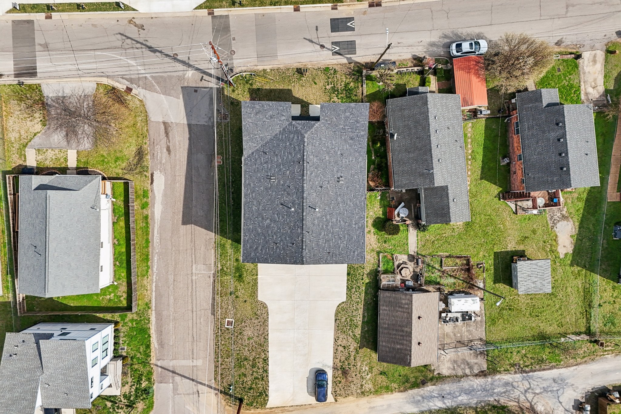 2213 18th Ave, N Nashville TN 37208