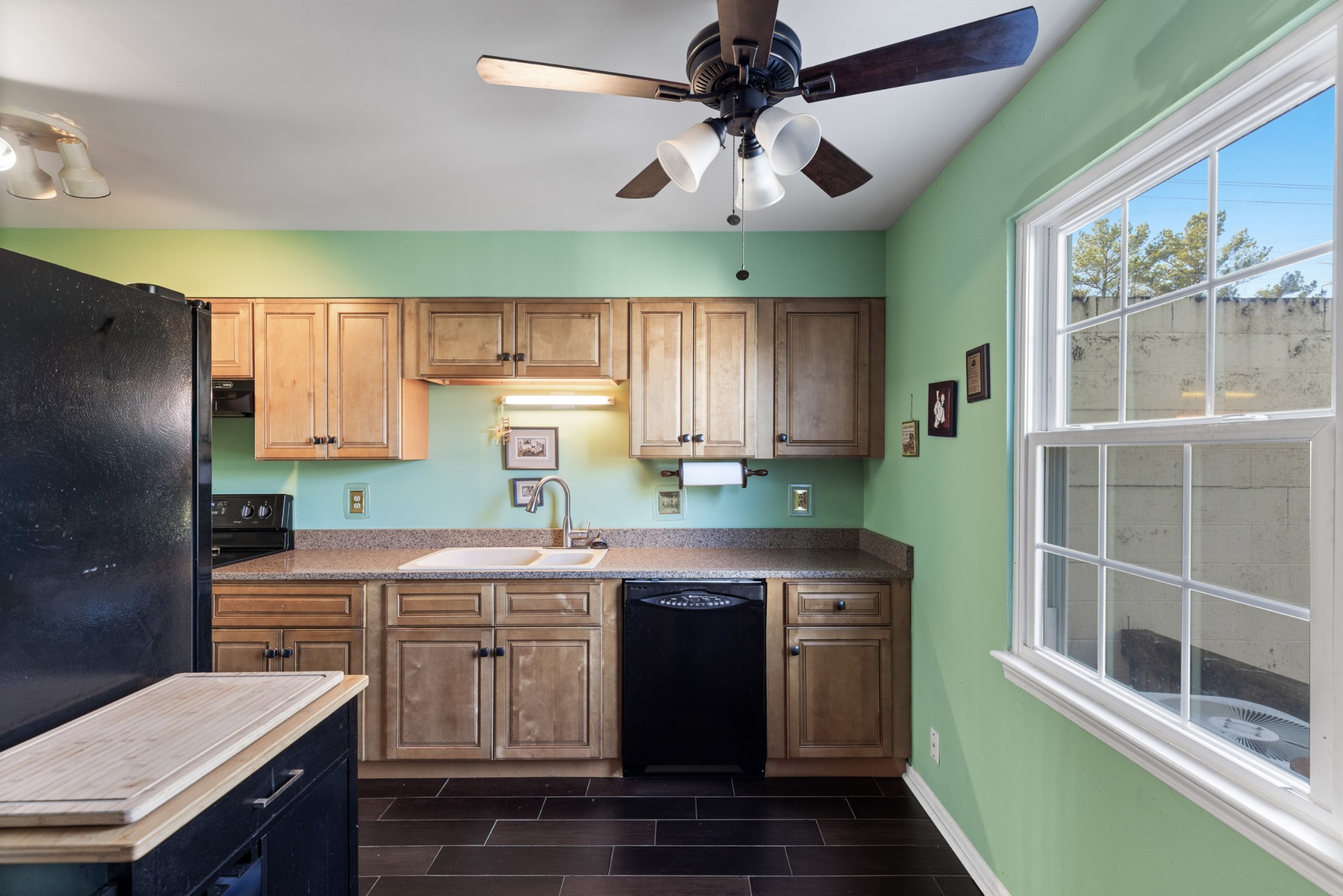 8300 Sawyer Brown Road Nashville TN 37221