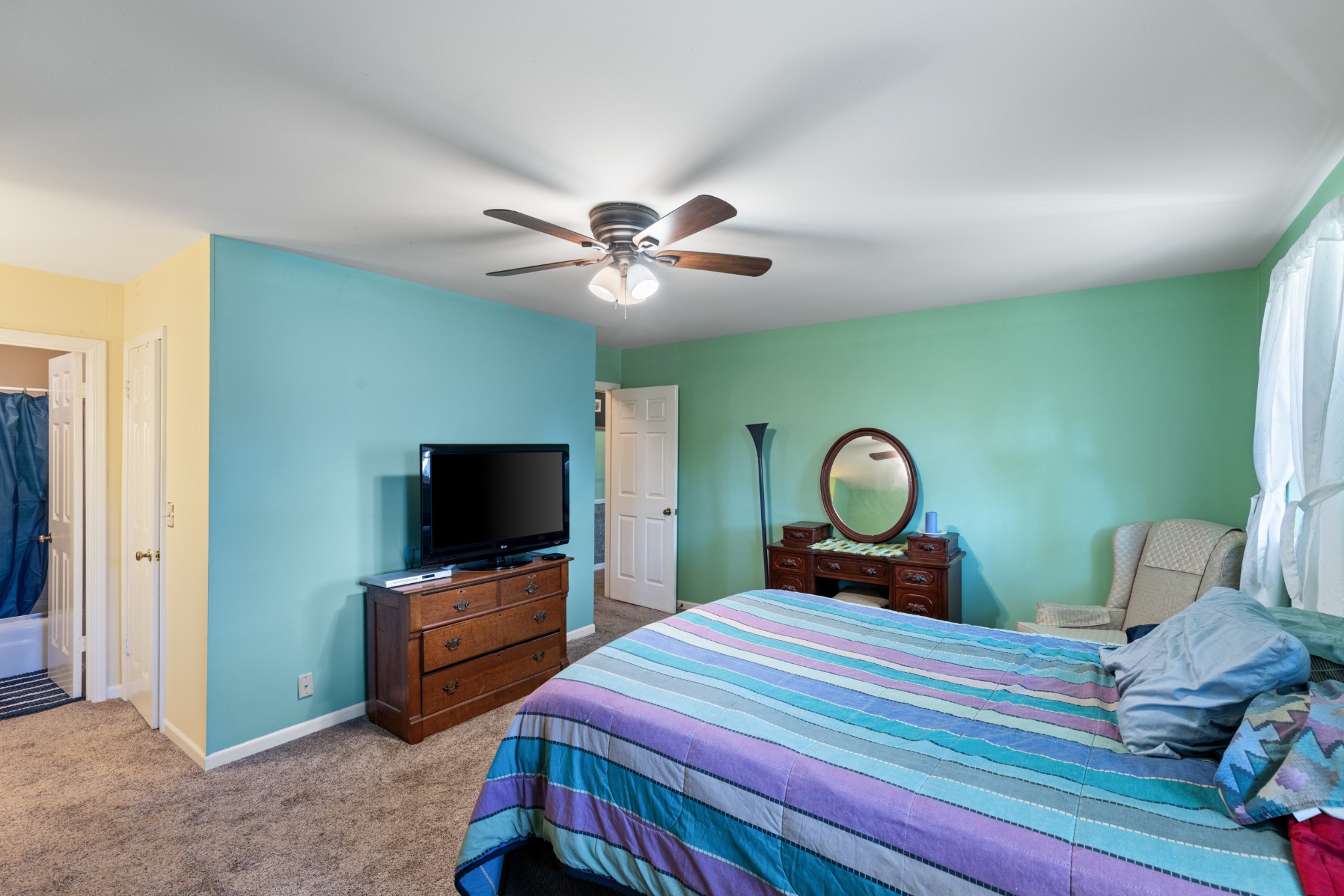 8300 Sawyer Brown Road Nashville TN 37221