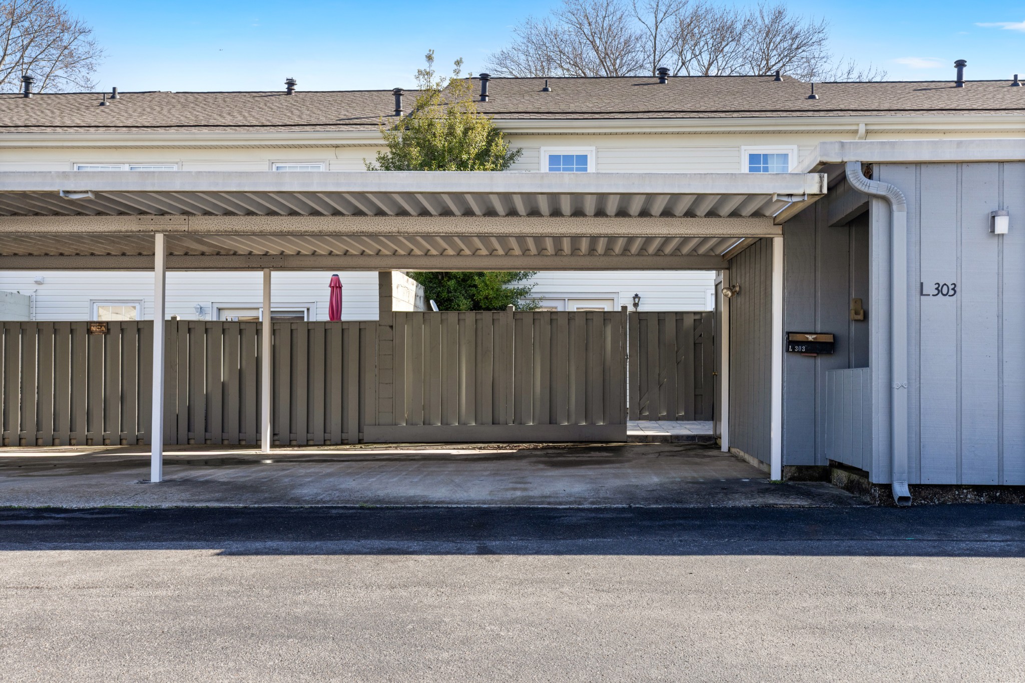 8300 Sawyer Brown Road Nashville TN 37221