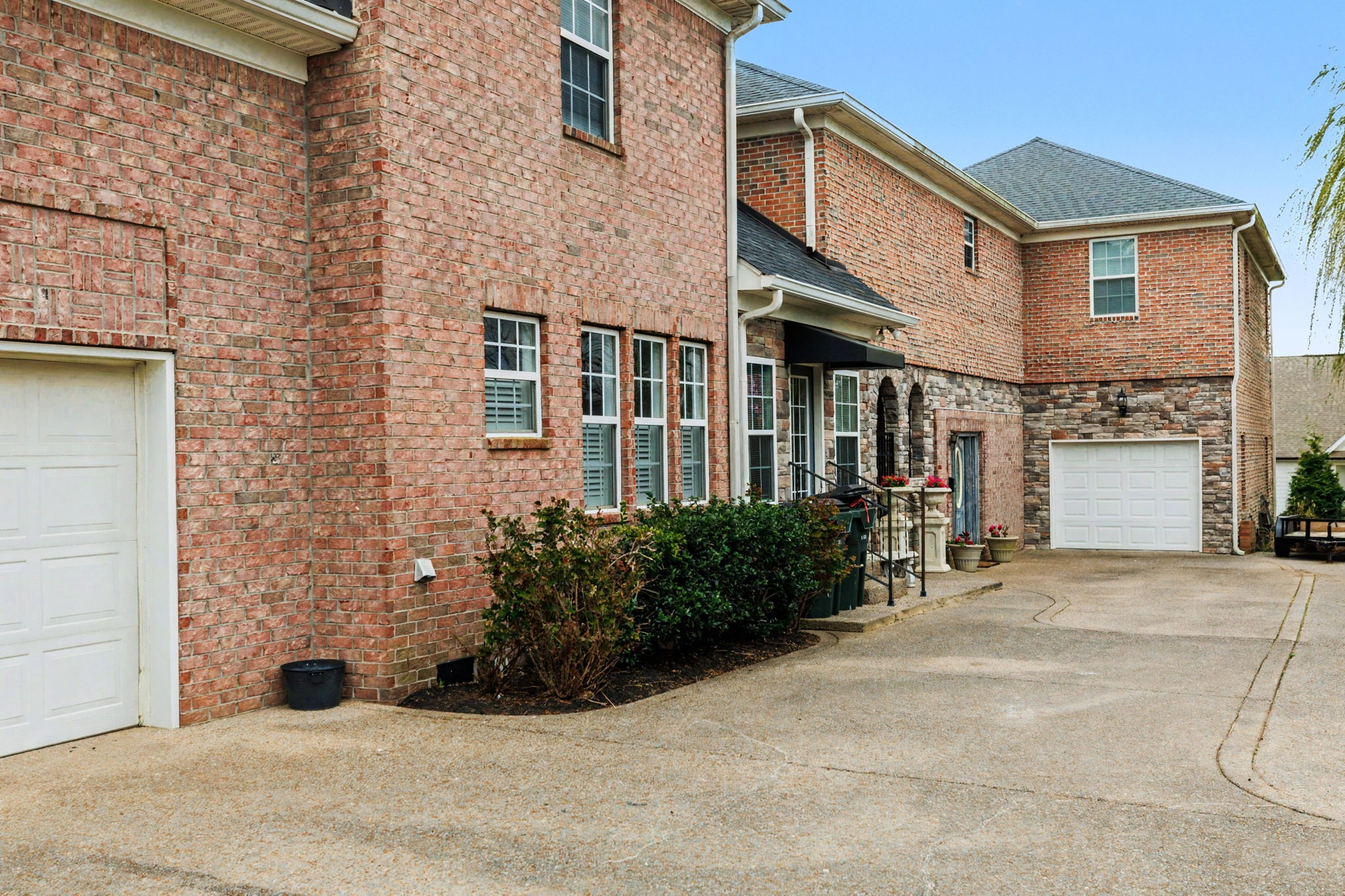 997 Grassland Chase Drive Gallatin TN 37066