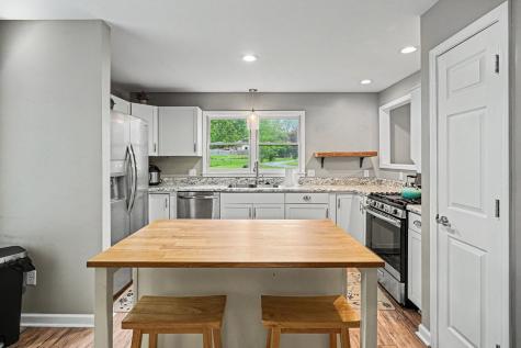 2202 Woodmont Drive Springfield TN 37172