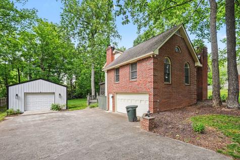 2202 Woodmont Drive Springfield TN 37172