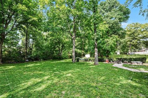 2202 Woodmont Drive Springfield TN 37172