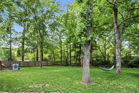 2202 Woodmont Drive Springfield TN 37172