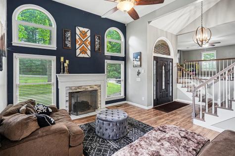 2202 Woodmont Drive Springfield TN 37172