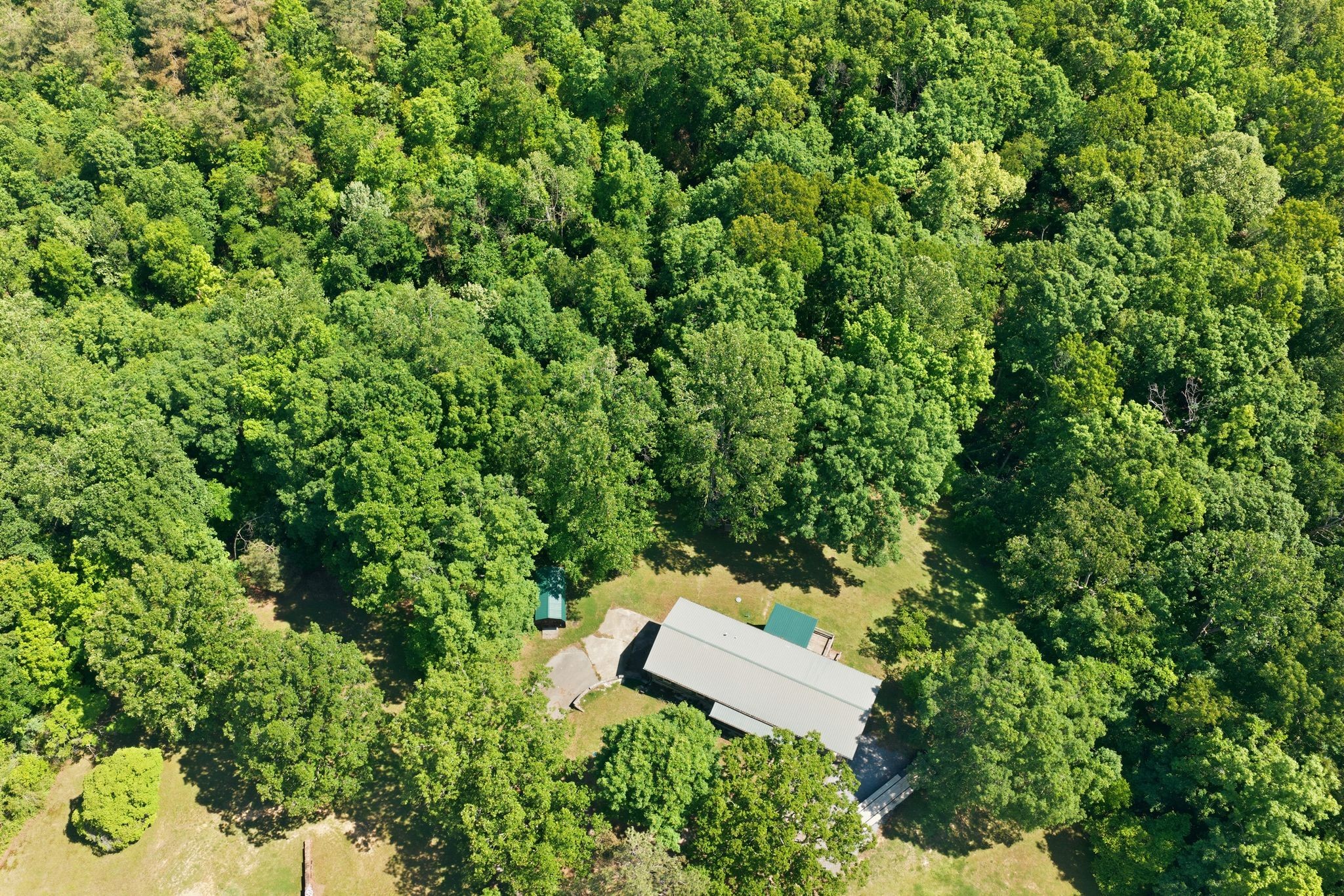 2845 Hillcrest Drive Centerville TN 37033
