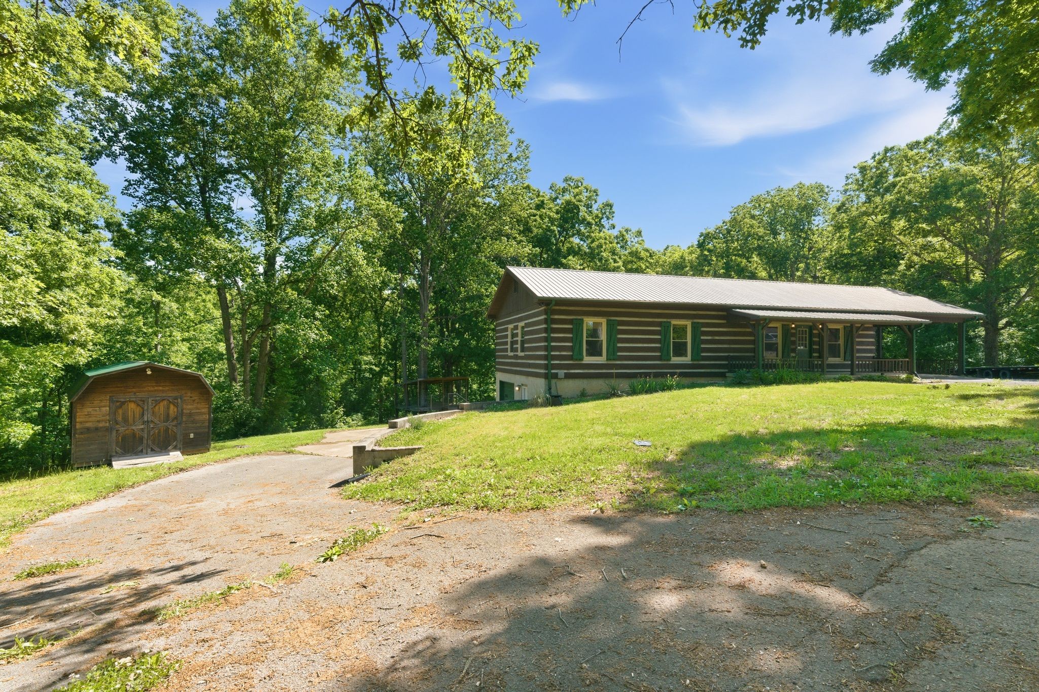 2845 Hillcrest Drive Centerville TN 37033