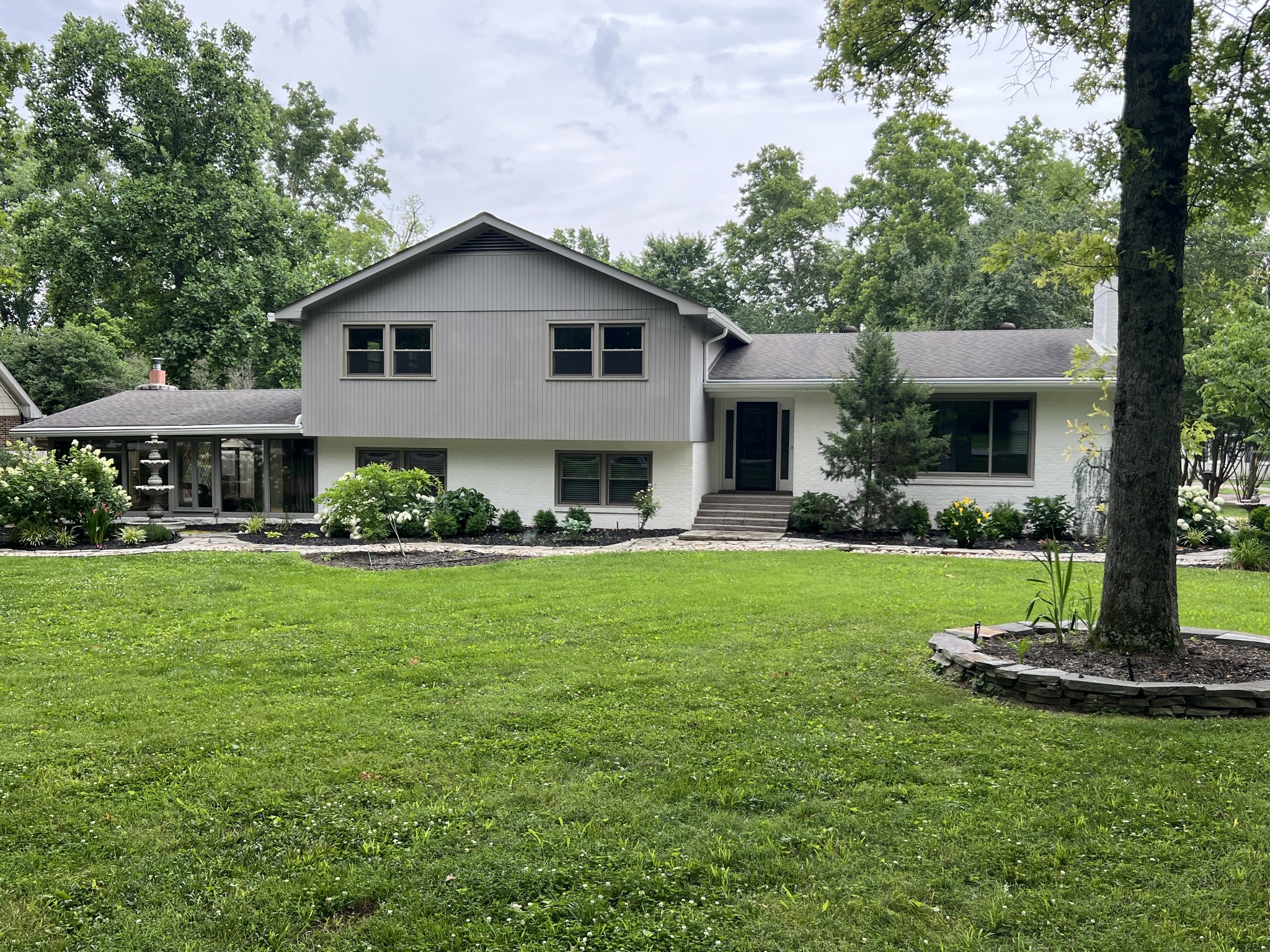 6207 Harding Pike Nashville TN 37205
