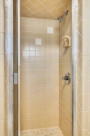 6207 Harding Pike Nashville TN 37205