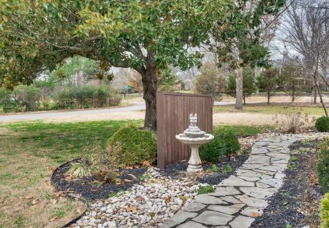 6207 Harding Pike Nashville TN 37205