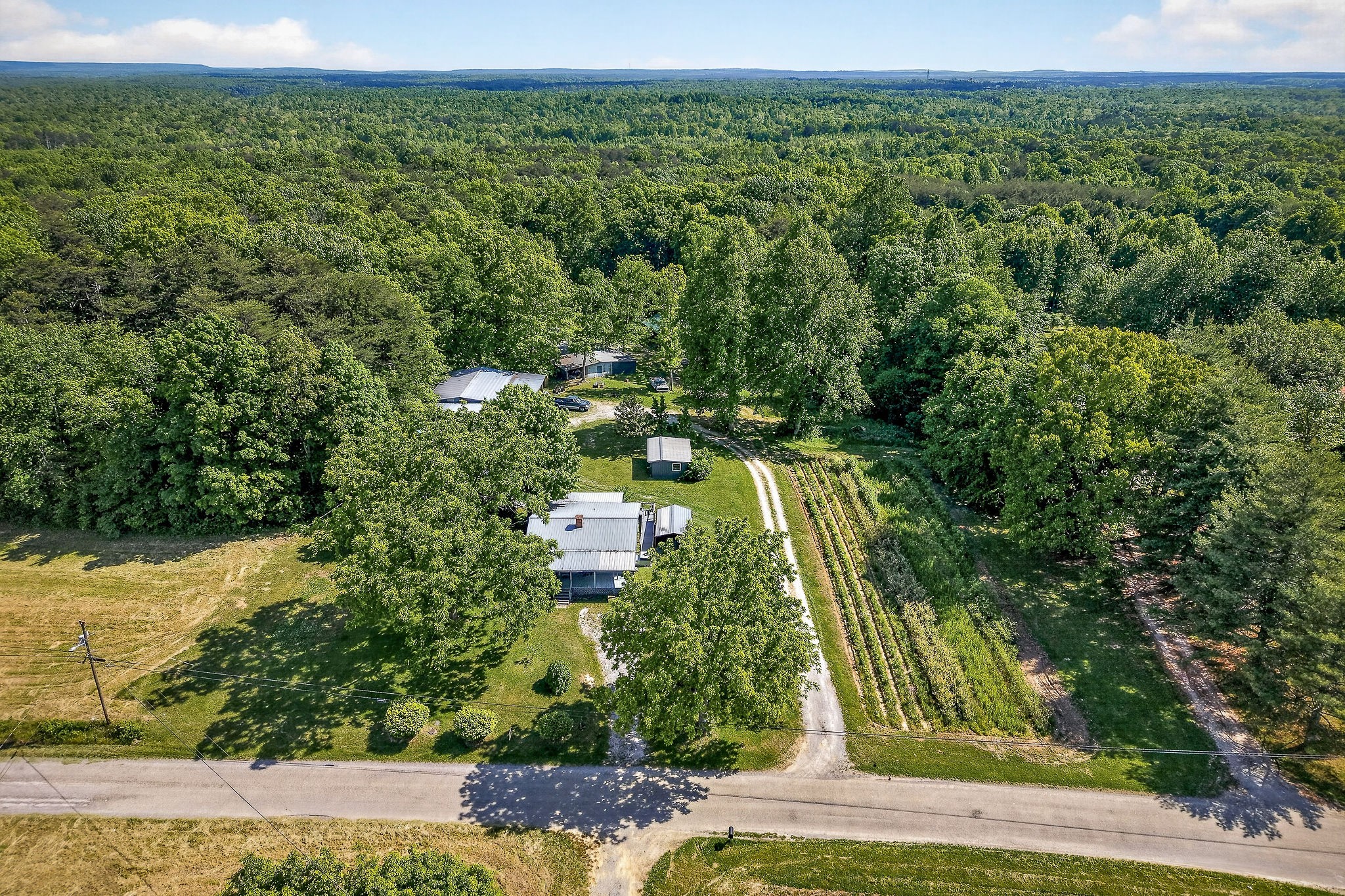 1720 Besstown Road Beersheba Springs TN 37305