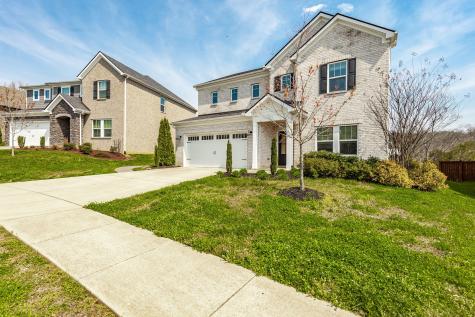 535 Fall Creek Circle Goodlettsville TN 37072
