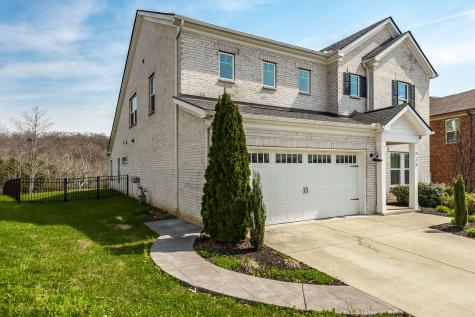 535 Fall Creek Circle Goodlettsville TN 37072