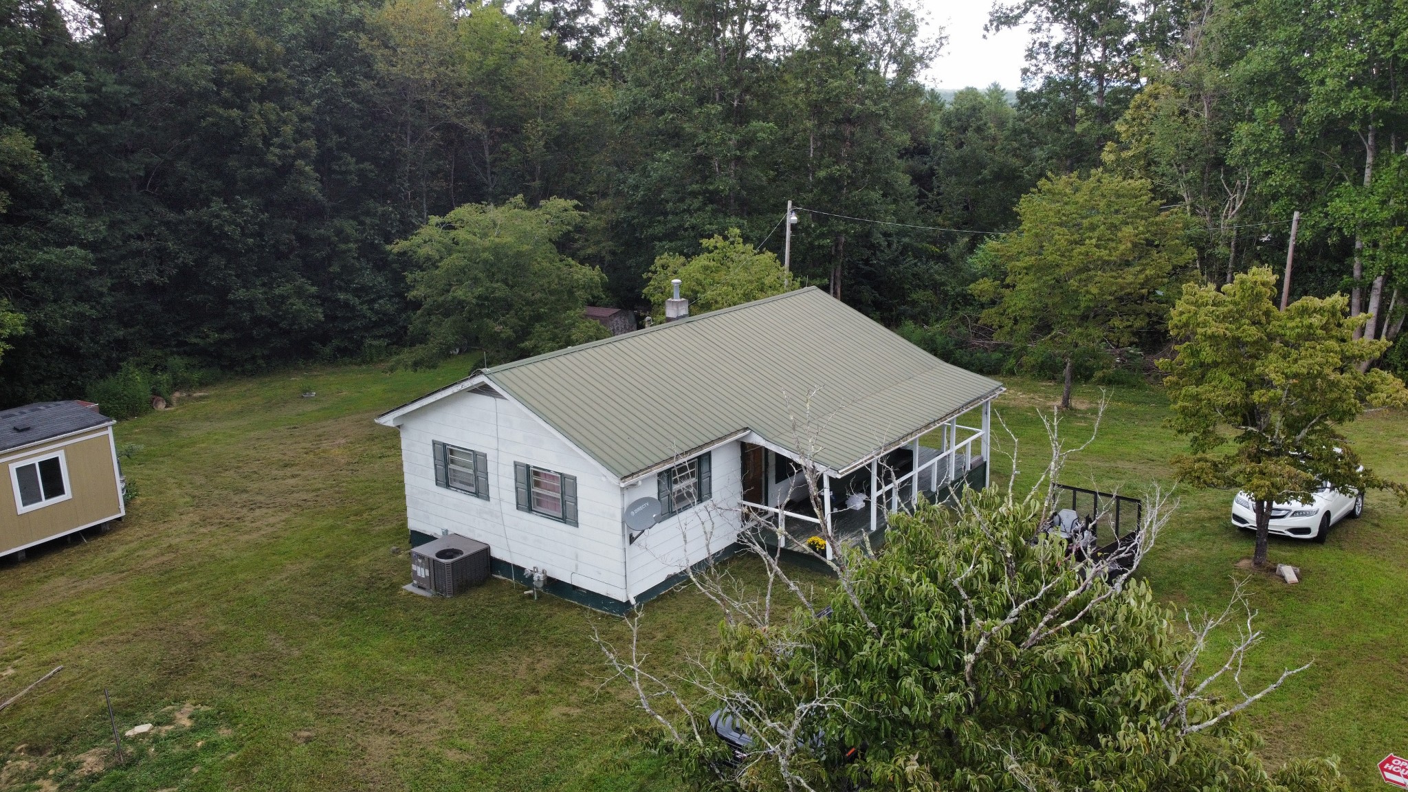 2888 Nashville Highway Lancing TN 37770