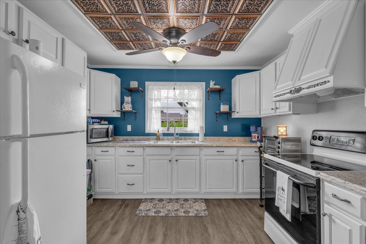 921 Dry Creek Road Smithville TN 37166