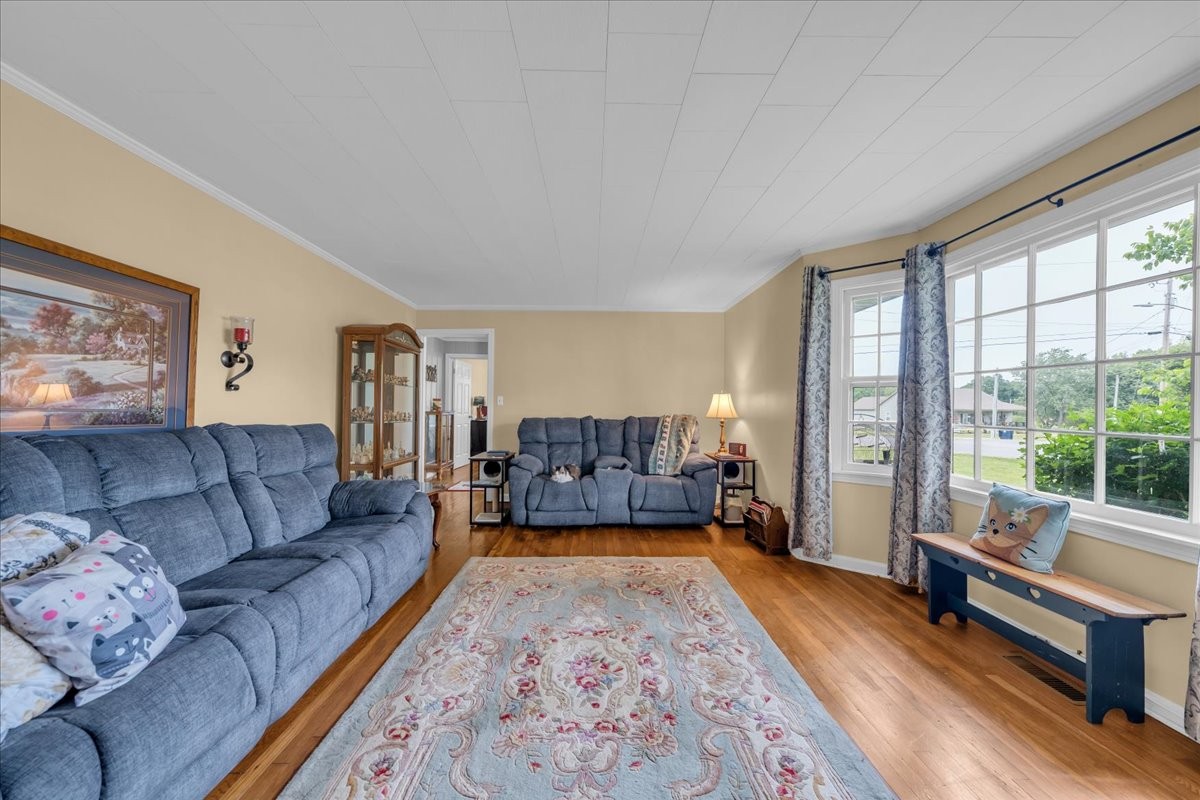 921 Dry Creek Road Smithville TN 37166