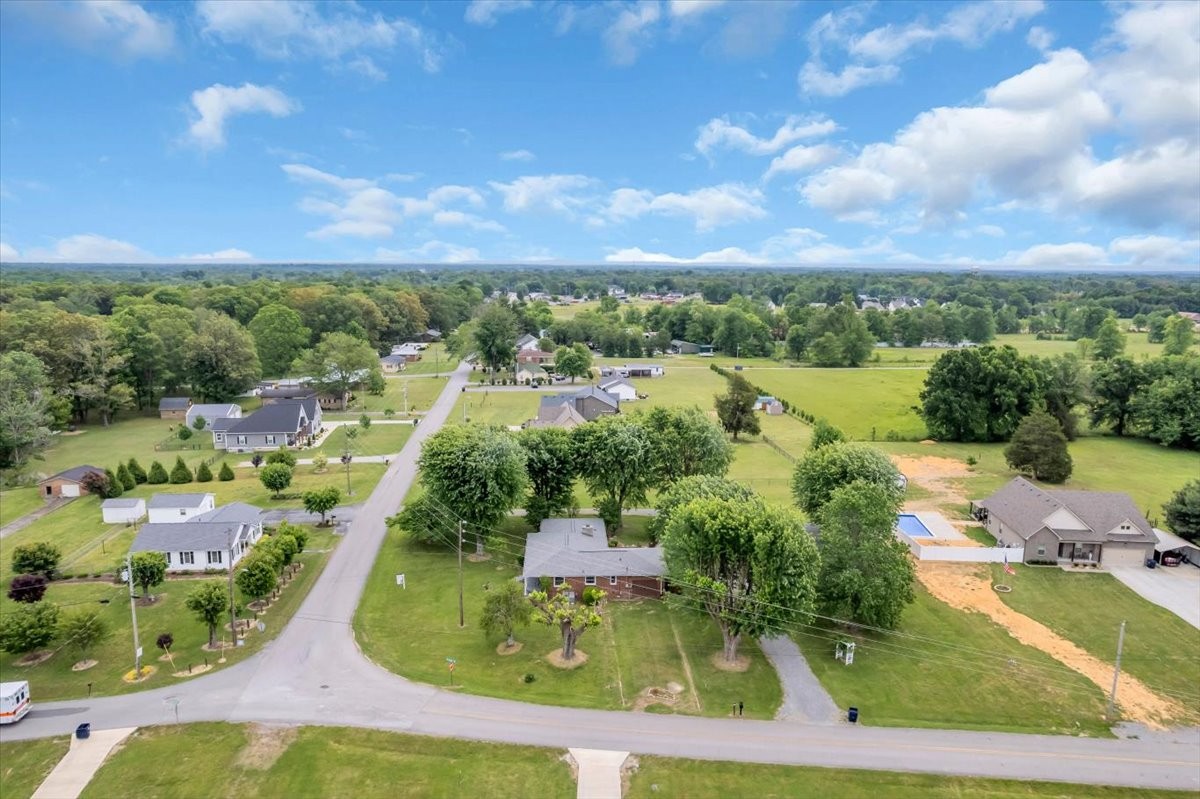 921 Dry Creek Road Smithville TN 37166