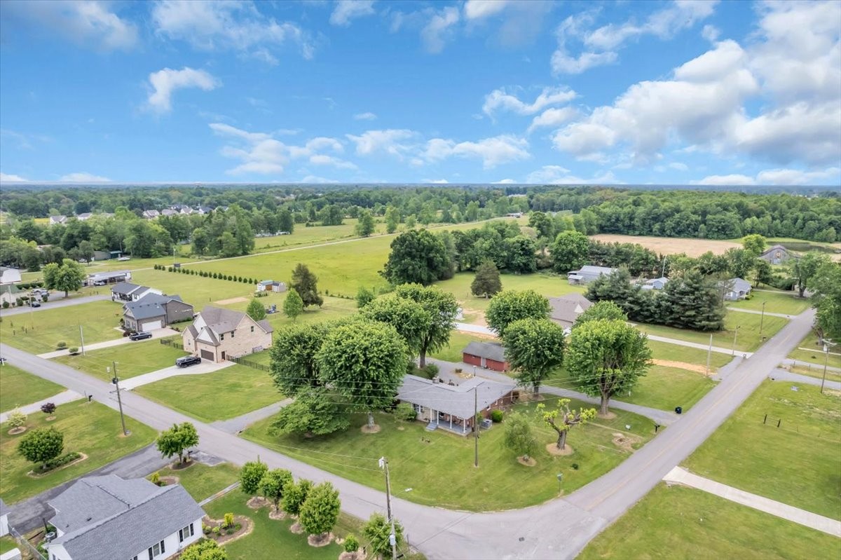 921 Dry Creek Road Smithville TN 37166