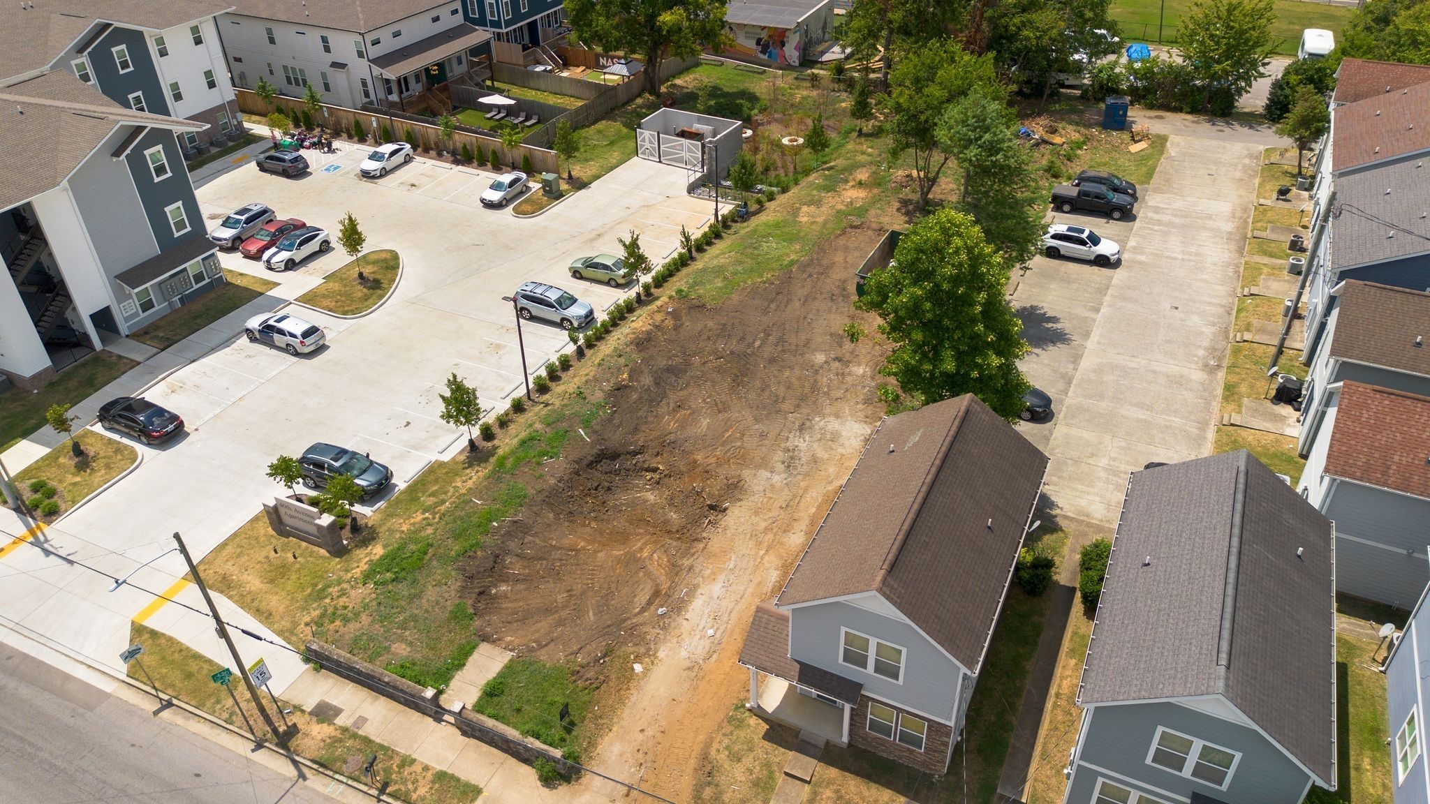 709 40th Ave, N Nashville TN 37209