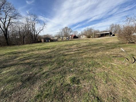10861 Old Highway 52 Westmoreland TN 37186