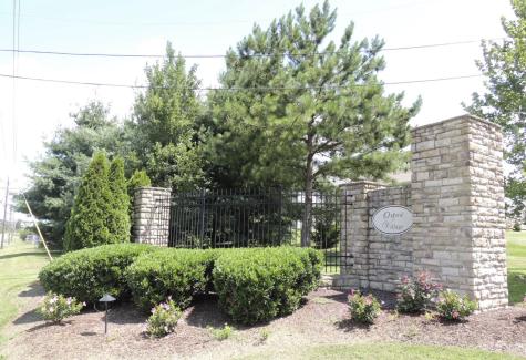 1243 Oxford Village Cove Columbia TN 38401