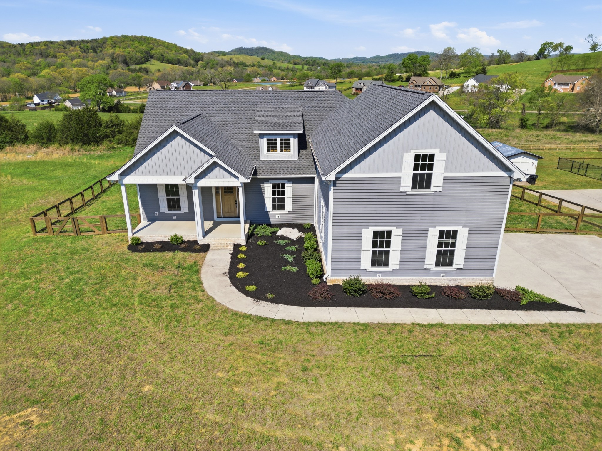 630 Bridle Path Lane Hartsville TN 37074
