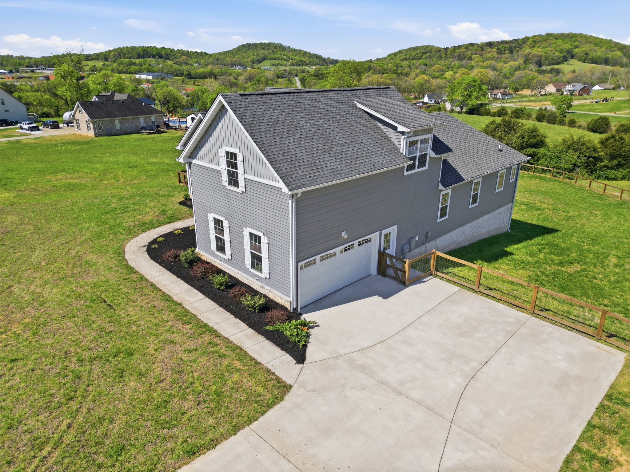 630 Bridle Path Lane Hartsville TN 37074