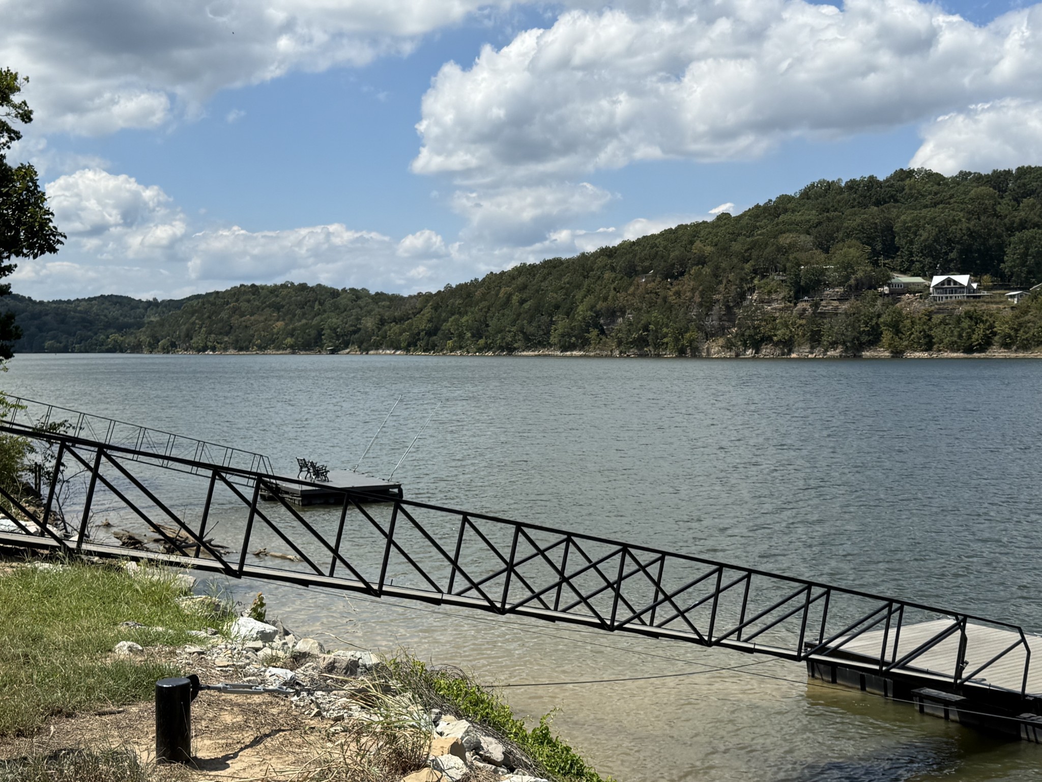 705 River Front Drive Clifton TN 38425