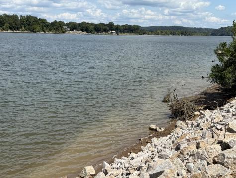 705 River Front Drive Clifton TN 38425